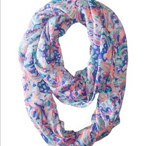 Lilly Pulitzer Riley infinity loop scarf